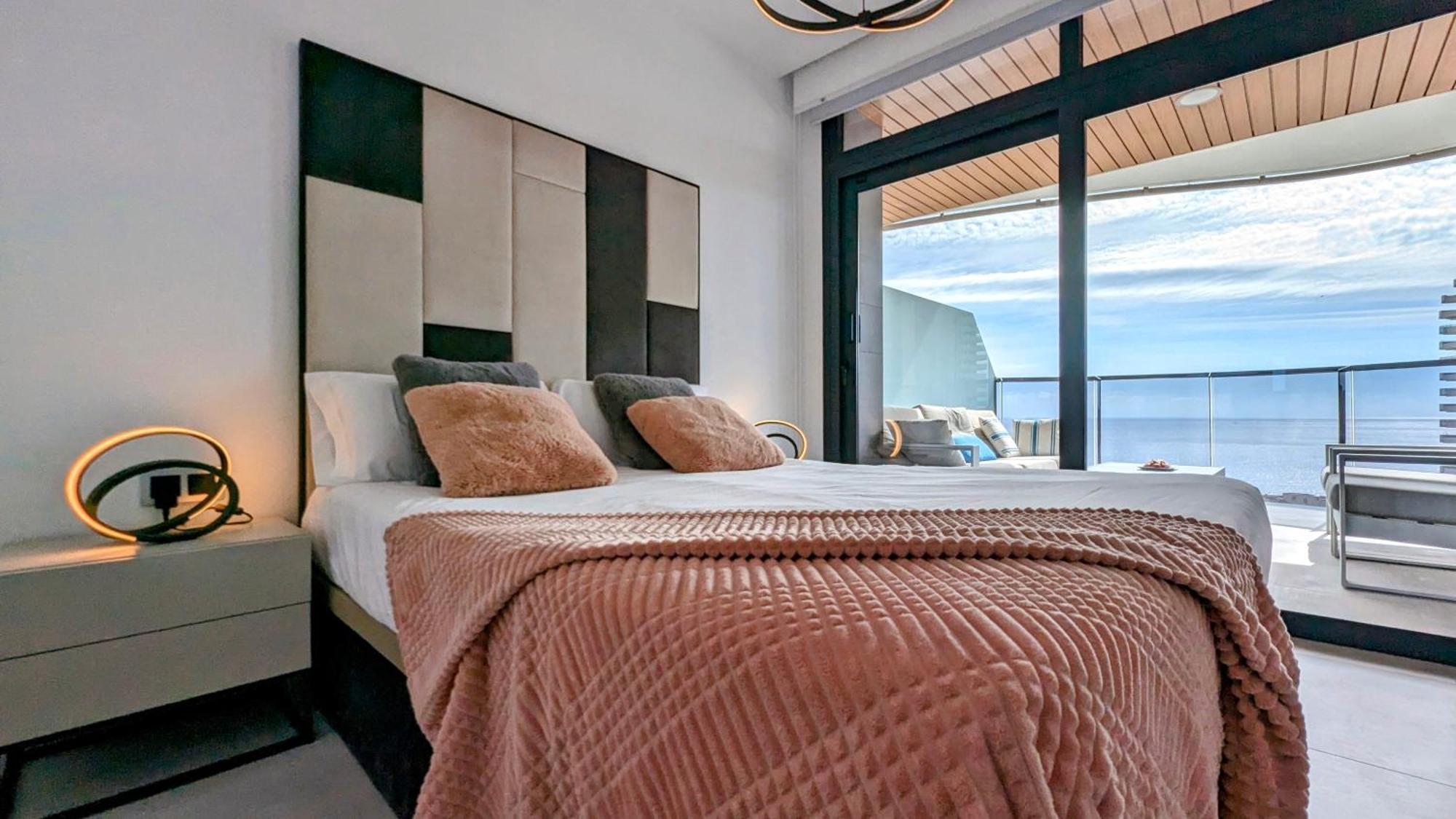 Sunset Waves Luxury Apartment Μπένιντορμ Εξωτερικό φωτογραφία